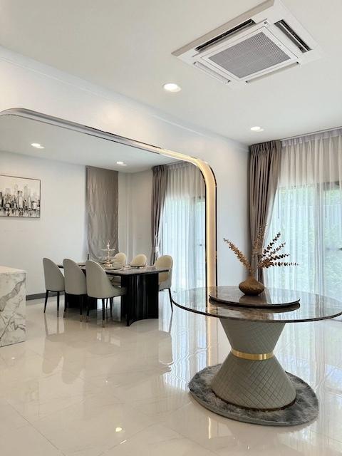 ประกาศฟรี! ซื้อ-ขาย-เช่า คอนโด บ้าน ทาวน์โฮม ที่ดิน และพื้นที่เชิงพาณิชย์ทั่วประเทศไทย ทุกทำเล ทุกงบประมาณ ไม่มีค่าใช้จ่าย ลงง่าย ขายไว เข้าถึงผู้ซื้อโดยตรง 4 503431pic3.jpg