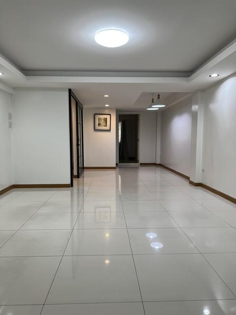 ประกาศฟรี! ซื้อ-ขาย-เช่า คอนโด บ้าน ทาวน์โฮม ที่ดิน และพื้นที่เชิงพาณิชย์ทั่วประเทศไทย ทุกทำเล ทุกงบประมาณ ไม่มีค่าใช้จ่าย ลงง่าย ขายไว เข้าถึงผู้ซื้อโดยตรง 5 503498pic4.jpg