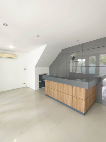 ประกาศฟรี! ซื้อ-ขาย-เช่า คอนโด บ้าน ทาวน์โฮม ที่ดิน และพื้นที่เชิงพาณิชย์ทั่วประเทศไทย ทุกทำเล ทุกงบประมาณ ไม่มีค่าใช้จ่าย ลงง่าย ขายไว เข้าถึงผู้ซื้อโดยตรง 3 502791pic2.jpg