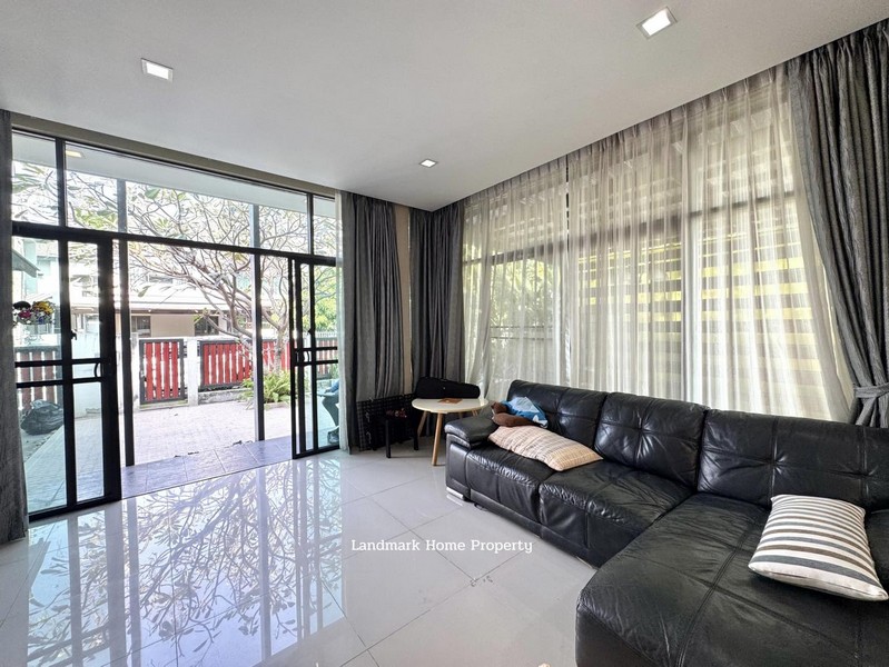 ประกาศฟรี! ซื้อ-ขาย-เช่า คอนโด บ้าน ทาวน์โฮม ที่ดิน และพื้นที่เชิงพาณิชย์ทั่วประเทศไทย ทุกทำเล ทุกงบประมาณ ไม่มีค่าใช้จ่าย ลงง่าย ขายไว เข้าถึงผู้ซื้อโดยตรง 3 286040pic2.jpg