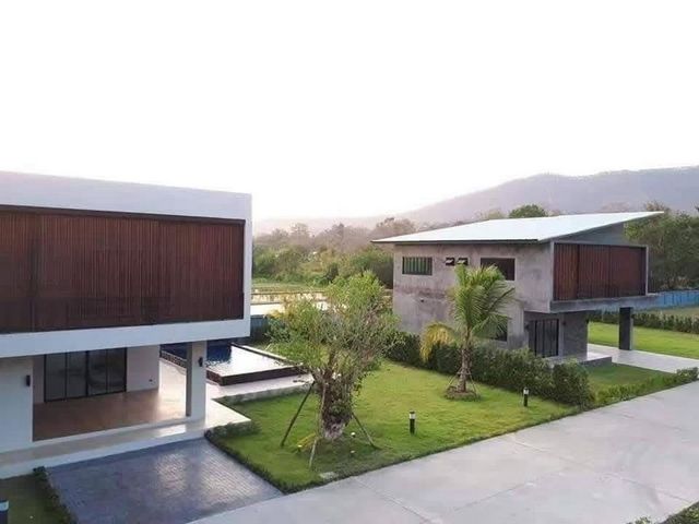 ประกาศฟรี! ซื้อ-ขาย-เช่า คอนโด บ้าน ทาวน์โฮม ที่ดิน และพื้นที่เชิงพาณิชย์ทั่วประเทศไทย ทุกทำเล ทุกงบประมาณ ไม่มีค่าใช้จ่าย ลงง่าย ขายไว เข้าถึงผู้ซื้อโดยตรง 2 230794pic1.jpg