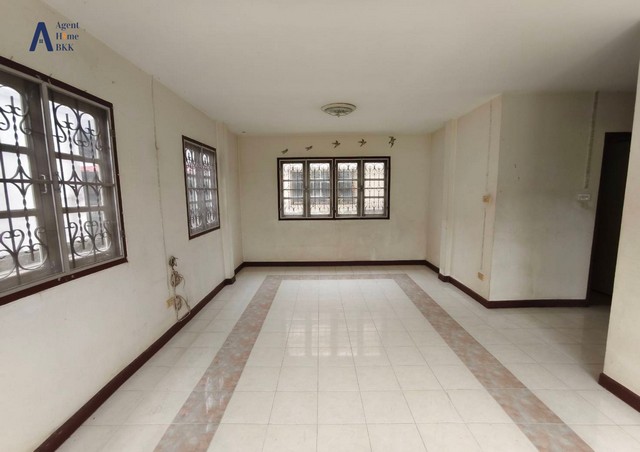 ประกาศฟรี! ซื้อ-ขาย-เช่า คอนโด บ้าน ทาวน์โฮม ที่ดิน และพื้นที่เชิงพาณิชย์ทั่วประเทศไทย ทุกทำเล ทุกงบประมาณ ไม่มีค่าใช้จ่าย ลงง่าย ขายไว เข้าถึงผู้ซื้อโดยตรง 4 306165pic3.jpg