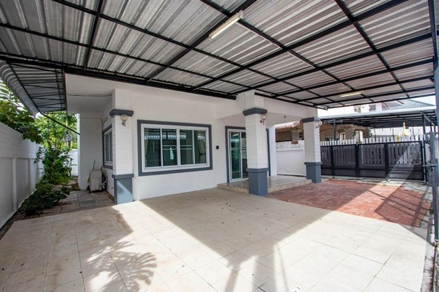 ประกาศฟรี! ซื้อ-ขาย-เช่า คอนโด บ้าน ทาวน์โฮม ที่ดิน และพื้นที่เชิงพาณิชย์ทั่วประเทศไทย ทุกทำเล ทุกงบประมาณ ไม่มีค่าใช้จ่าย ลงง่าย ขายไว เข้าถึงผู้ซื้อโดยตรง 3 230833pic2.jpg