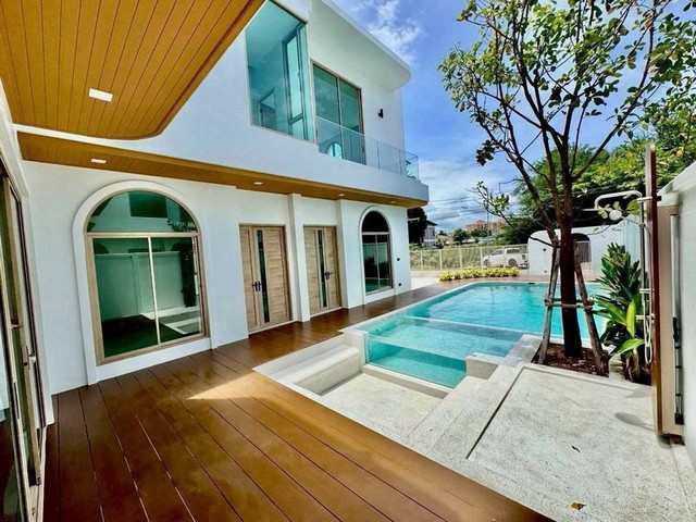 ประกาศฟรี! ซื้อ-ขาย-เช่า คอนโด บ้าน ทาวน์โฮม ที่ดิน และพื้นที่เชิงพาณิชย์ทั่วประเทศไทย ทุกทำเล ทุกงบประมาณ ไม่มีค่าใช้จ่าย ลงง่าย ขายไว เข้าถึงผู้ซื้อโดยตรง 3 306152pic2.jpg