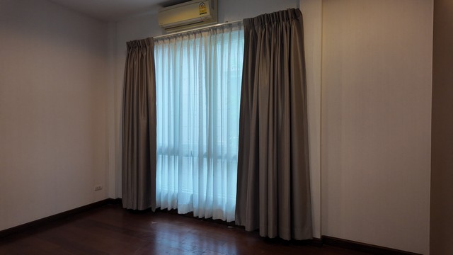 ประกาศฟรี! ซื้อ-ขาย-เช่า คอนโด บ้าน ทาวน์โฮม ที่ดิน และพื้นที่เชิงพาณิชย์ทั่วประเทศไทย ทุกทำเล ทุกงบประมาณ ไม่มีค่าใช้จ่าย ลงง่าย ขายไว เข้าถึงผู้ซื้อโดยตรง 5 230885pic4.jpg