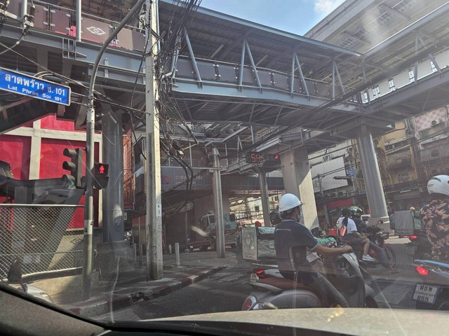 ประกาศฟรี! ซื้อ-ขาย-เช่า คอนโด บ้าน ทาวน์โฮม ที่ดิน และพื้นที่เชิงพาณิชย์ทั่วประเทศไทย ทุกทำเล ทุกงบประมาณ ไม่มีค่าใช้จ่าย ลงง่าย ขายไว เข้าถึงผู้ซื้อโดยตรง 4 306241pic3.jpg