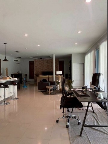 ประกาศฟรี! ซื้อ-ขาย-เช่า คอนโด บ้าน ทาวน์โฮม ที่ดิน และพื้นที่เชิงพาณิชย์ทั่วประเทศไทย ทุกทำเล ทุกงบประมาณ ไม่มีค่าใช้จ่าย ลงง่าย ขายไว เข้าถึงผู้ซื้อโดยตรง 5 230961pic4.jpg