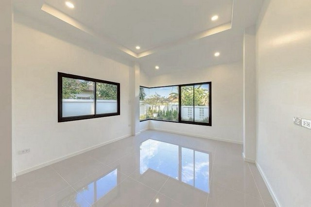 ประกาศฟรี! ซื้อ-ขาย-เช่า คอนโด บ้าน ทาวน์โฮม ที่ดิน และพื้นที่เชิงพาณิชย์ทั่วประเทศไทย ทุกทำเล ทุกงบประมาณ ไม่มีค่าใช้จ่าย ลงง่าย ขายไว เข้าถึงผู้ซื้อโดยตรง 5 230947pic4.jpg