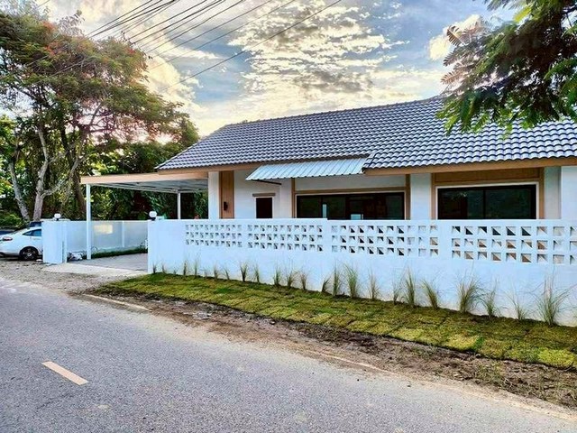 ประกาศฟรี! ซื้อ-ขาย-เช่า คอนโด บ้าน ทาวน์โฮม ที่ดิน และพื้นที่เชิงพาณิชย์ทั่วประเทศไทย ทุกทำเล ทุกงบประมาณ ไม่มีค่าใช้จ่าย ลงง่าย ขายไว เข้าถึงผู้ซื้อโดยตรง 3 230943pic2.jpg