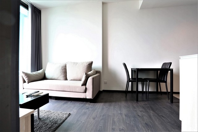 ประกาศฟรี! ซื้อ-ขาย-เช่า คอนโด บ้าน ทาวน์โฮม ที่ดิน และพื้นที่เชิงพาณิชย์ทั่วประเทศไทย ทุกทำเล ทุกงบประมาณ ไม่มีค่าใช้จ่าย ลงง่าย ขายไว เข้าถึงผู้ซื้อโดยตรง 5 291852pic4.jpg