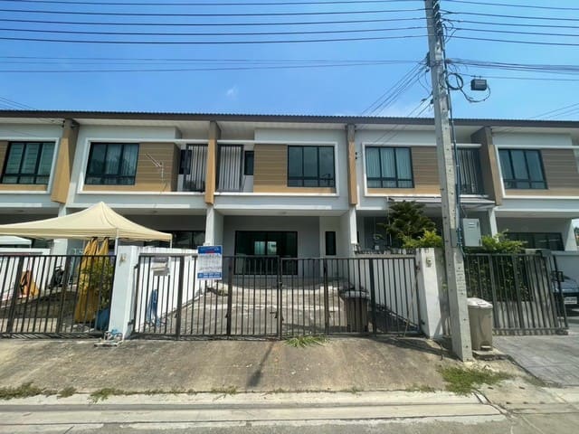 ประกาศฟรี! ซื้อ-ขาย-เช่า คอนโด บ้าน ทาวน์โฮม ที่ดิน และพื้นที่เชิงพาณิชย์ทั่วประเทศไทย ทุกทำเล ทุกงบประมาณ ไม่มีค่าใช้จ่าย ลงง่าย ขายไว เข้าถึงผู้ซื้อโดยตรง 2 214016pic1.jpg