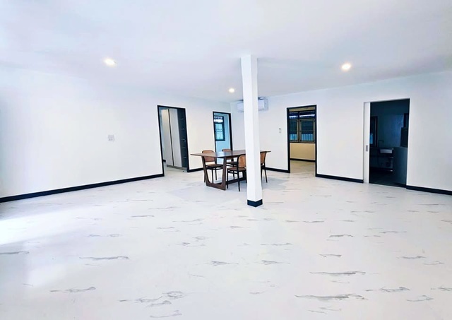 ประกาศฟรี! ซื้อ-ขาย-เช่า คอนโด บ้าน ทาวน์โฮม ที่ดิน และพื้นที่เชิงพาณิชย์ทั่วประเทศไทย ทุกทำเล ทุกงบประมาณ ไม่มีค่าใช้จ่าย ลงง่าย ขายไว เข้าถึงผู้ซื้อโดยตรง 4 230927pic3.jpg