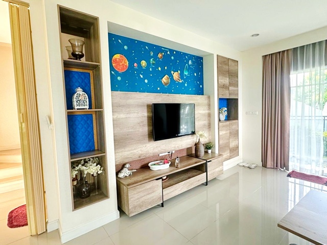 ประกาศฟรี! ซื้อ-ขาย-เช่า คอนโด บ้าน ทาวน์โฮม ที่ดิน และพื้นที่เชิงพาณิชย์ทั่วประเทศไทย ทุกทำเล ทุกงบประมาณ ไม่มีค่าใช้จ่าย ลงง่าย ขายไว เข้าถึงผู้ซื้อโดยตรง 4 306260pic3.jpg