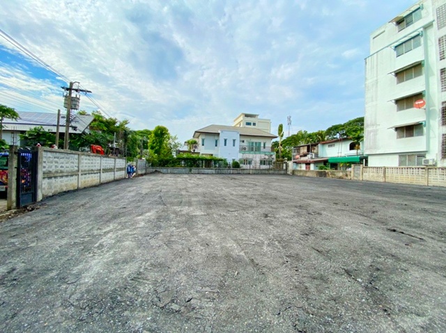 ประกาศฟรี! ซื้อ-ขาย-เช่า คอนโด บ้าน ทาวน์โฮม ที่ดิน และพื้นที่เชิงพาณิชย์ทั่วประเทศไทย ทุกทำเล ทุกงบประมาณ ไม่มีค่าใช้จ่าย ลงง่าย ขายไว เข้าถึงผู้ซื้อโดยตรง 3 306186pic2.jpg