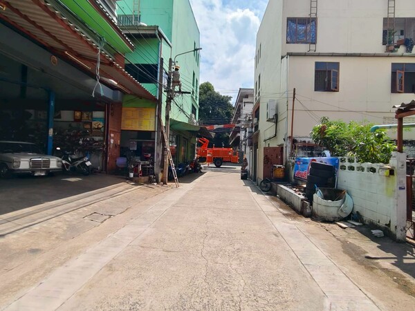 ประกาศฟรี! ซื้อ-ขาย-เช่า คอนโด บ้าน ทาวน์โฮม ที่ดิน และพื้นที่เชิงพาณิชย์ทั่วประเทศไทย ทุกทำเล ทุกงบประมาณ ไม่มีค่าใช้จ่าย ลงง่าย ขายไว เข้าถึงผู้ซื้อโดยตรง 2 503668pic1.jpg