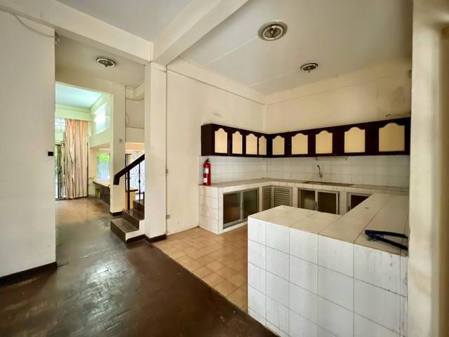 ประกาศฟรี! ซื้อ-ขาย-เช่า คอนโด บ้าน ทาวน์โฮม ที่ดิน และพื้นที่เชิงพาณิชย์ทั่วประเทศไทย ทุกทำเล ทุกงบประมาณ ไม่มีค่าใช้จ่าย ลงง่าย ขายไว เข้าถึงผู้ซื้อโดยตรง 4 503576pic3.jpg