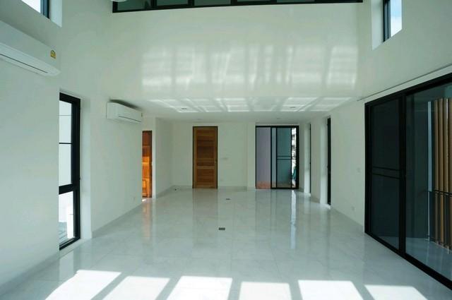 ประกาศฟรี! ซื้อ-ขาย-เช่า คอนโด บ้าน ทาวน์โฮม ที่ดิน และพื้นที่เชิงพาณิชย์ทั่วประเทศไทย ทุกทำเล ทุกงบประมาณ ไม่มีค่าใช้จ่าย ลงง่าย ขายไว เข้าถึงผู้ซื้อโดยตรง 3 503533pic2.jpg