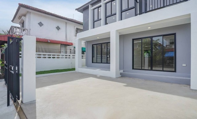 ประกาศฟรี! ซื้อ-ขาย-เช่า คอนโด บ้าน ทาวน์โฮม ที่ดิน และพื้นที่เชิงพาณิชย์ทั่วประเทศไทย ทุกทำเล ทุกงบประมาณ ไม่มีค่าใช้จ่าย ลงง่าย ขายไว เข้าถึงผู้ซื้อโดยตรง 3 291996pic2.jpg