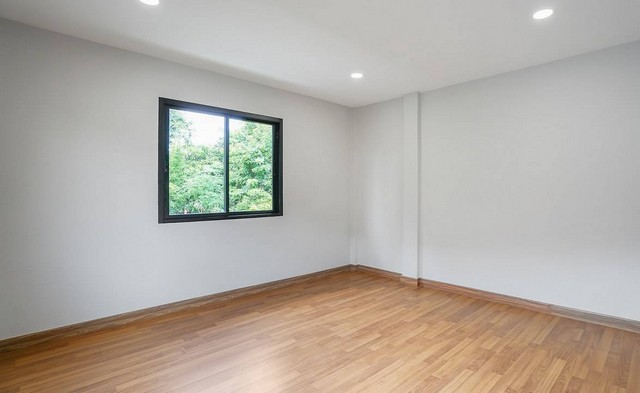 ประกาศฟรี! ซื้อ-ขาย-เช่า คอนโด บ้าน ทาวน์โฮม ที่ดิน และพื้นที่เชิงพาณิชย์ทั่วประเทศไทย ทุกทำเล ทุกงบประมาณ ไม่มีค่าใช้จ่าย ลงง่าย ขายไว เข้าถึงผู้ซื้อโดยตรง 4 291996pic3.jpg