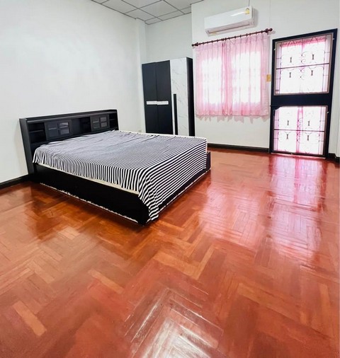 ประกาศฟรี! ซื้อ-ขาย-เช่า คอนโด บ้าน ทาวน์โฮม ที่ดิน และพื้นที่เชิงพาณิชย์ทั่วประเทศไทย ทุกทำเล ทุกงบประมาณ ไม่มีค่าใช้จ่าย ลงง่าย ขายไว เข้าถึงผู้ซื้อโดยตรง 2 503599pic1.jpg