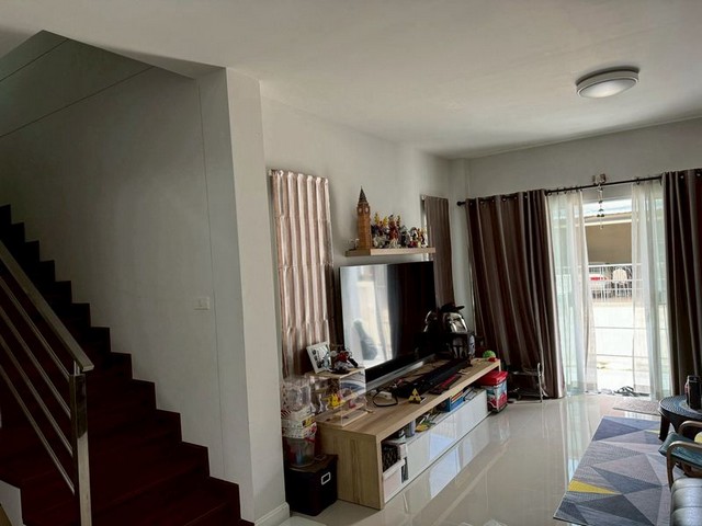 ประกาศฟรี! ซื้อ-ขาย-เช่า คอนโด บ้าน ทาวน์โฮม ที่ดิน และพื้นที่เชิงพาณิชย์ทั่วประเทศไทย ทุกทำเล ทุกงบประมาณ ไม่มีค่าใช้จ่าย ลงง่าย ขายไว เข้าถึงผู้ซื้อโดยตรง 3 231055pic2.jpg