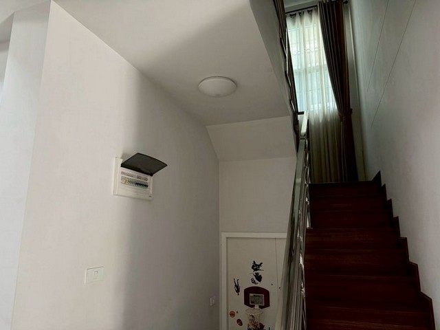 ประกาศฟรี! ซื้อ-ขาย-เช่า คอนโด บ้าน ทาวน์โฮม ที่ดิน และพื้นที่เชิงพาณิชย์ทั่วประเทศไทย ทุกทำเล ทุกงบประมาณ ไม่มีค่าใช้จ่าย ลงง่าย ขายไว เข้าถึงผู้ซื้อโดยตรง 5 231055pic4.jpg