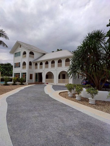 ประกาศฟรี! ซื้อ-ขาย-เช่า คอนโด บ้าน ทาวน์โฮม ที่ดิน และพื้นที่เชิงพาณิชย์ทั่วประเทศไทย ทุกทำเล ทุกงบประมาณ ไม่มีค่าใช้จ่าย ลงง่าย ขายไว เข้าถึงผู้ซื้อโดยตรง 3 231052pic2.jpg