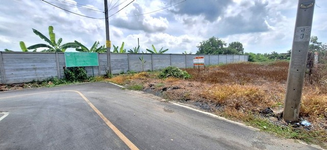 ประกาศฟรี! ซื้อ-ขาย-เช่า คอนโด บ้าน ทาวน์โฮม ที่ดิน และพื้นที่เชิงพาณิชย์ทั่วประเทศไทย ทุกทำเล ทุกงบประมาณ ไม่มีค่าใช้จ่าย ลงง่าย ขายไว เข้าถึงผู้ซื้อโดยตรง 3 231077pic2.jpg