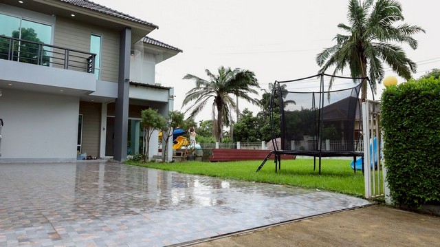 ประกาศฟรี! ซื้อ-ขาย-เช่า คอนโด บ้าน ทาวน์โฮม ที่ดิน และพื้นที่เชิงพาณิชย์ทั่วประเทศไทย ทุกทำเล ทุกงบประมาณ ไม่มีค่าใช้จ่าย ลงง่าย ขายไว เข้าถึงผู้ซื้อโดยตรง 4 230995pic3.jpg