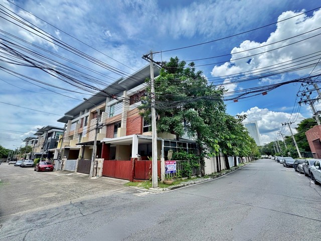 ประกาศฟรี! ซื้อ-ขาย-เช่า คอนโด บ้าน ทาวน์โฮม ที่ดิน และพื้นที่เชิงพาณิชย์ทั่วประเทศไทย ทุกทำเล ทุกงบประมาณ ไม่มีค่าใช้จ่าย ลงง่าย ขายไว เข้าถึงผู้ซื้อโดยตรง 4 230984pic3.jpg