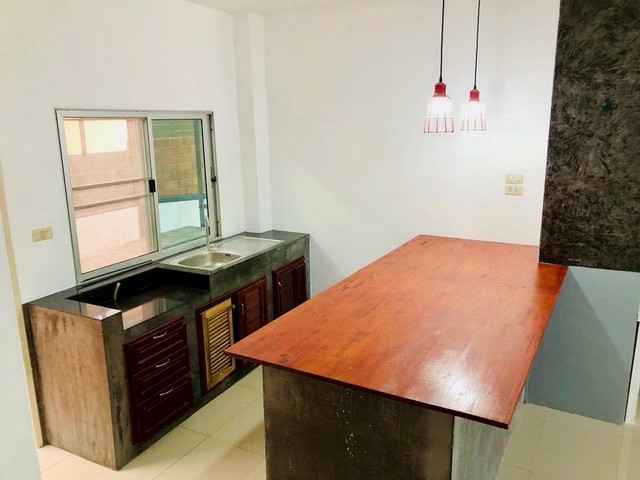 ประกาศฟรี! ซื้อ-ขาย-เช่า คอนโด บ้าน ทาวน์โฮม ที่ดิน และพื้นที่เชิงพาณิชย์ทั่วประเทศไทย ทุกทำเล ทุกงบประมาณ ไม่มีค่าใช้จ่าย ลงง่าย ขายไว เข้าถึงผู้ซื้อโดยตรง 5 291459pic4.jpg