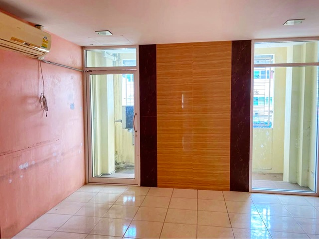 ประกาศฟรี! ซื้อ-ขาย-เช่า คอนโด บ้าน ทาวน์โฮม ที่ดิน และพื้นที่เชิงพาณิชย์ทั่วประเทศไทย ทุกทำเล ทุกงบประมาณ ไม่มีค่าใช้จ่าย ลงง่าย ขายไว เข้าถึงผู้ซื้อโดยตรง 3 230954pic2.jpg