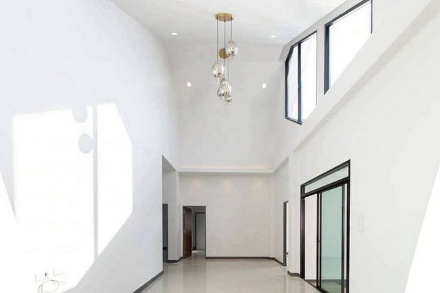 ประกาศฟรี! ซื้อ-ขาย-เช่า คอนโด บ้าน ทาวน์โฮม ที่ดิน และพื้นที่เชิงพาณิชย์ทั่วประเทศไทย ทุกทำเล ทุกงบประมาณ ไม่มีค่าใช้จ่าย ลงง่าย ขายไว เข้าถึงผู้ซื้อโดยตรง 5 231124pic4.jpg