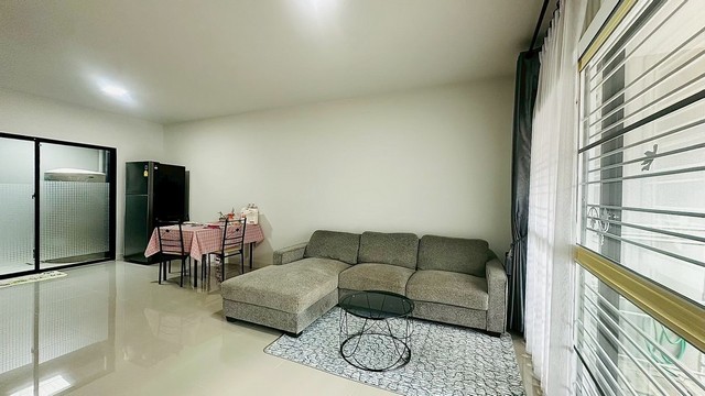 ประกาศฟรี! ซื้อ-ขาย-เช่า คอนโด บ้าน ทาวน์โฮม ที่ดิน และพื้นที่เชิงพาณิชย์ทั่วประเทศไทย ทุกทำเล ทุกงบประมาณ ไม่มีค่าใช้จ่าย ลงง่าย ขายไว เข้าถึงผู้ซื้อโดยตรง 4 231172pic3.jpg