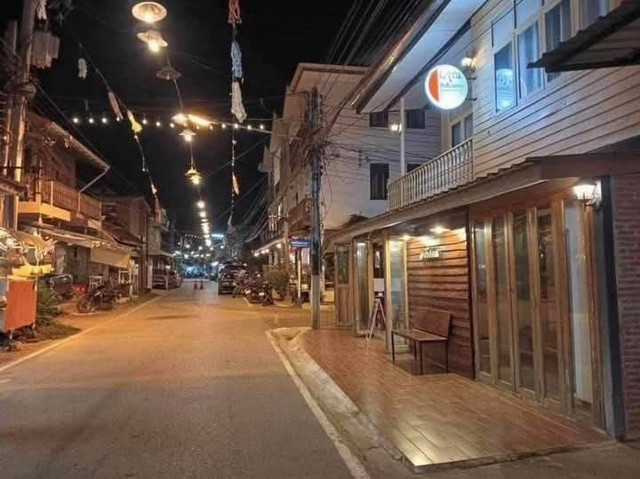 ประกาศฟรี! ซื้อ-ขาย-เช่า คอนโด บ้าน ทาวน์โฮม ที่ดิน และพื้นที่เชิงพาณิชย์ทั่วประเทศไทย ทุกทำเล ทุกงบประมาณ ไม่มีค่าใช้จ่าย ลงง่าย ขายไว เข้าถึงผู้ซื้อโดยตรง 4 230981pic3.jpg