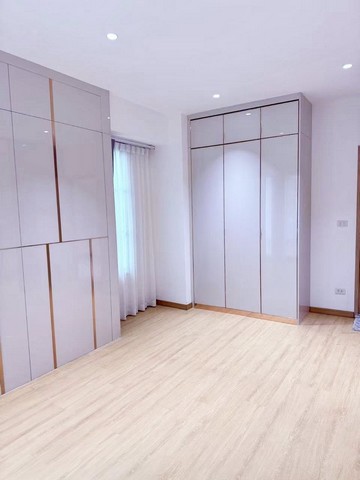 ประกาศฟรี! ซื้อ-ขาย-เช่า คอนโด บ้าน ทาวน์โฮม ที่ดิน และพื้นที่เชิงพาณิชย์ทั่วประเทศไทย ทุกทำเล ทุกงบประมาณ ไม่มีค่าใช้จ่าย ลงง่าย ขายไว เข้าถึงผู้ซื้อโดยตรง 5 503736pic4.jpg