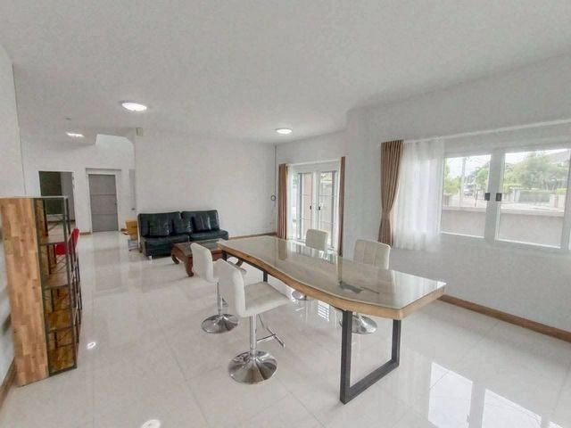 ประกาศฟรี! ซื้อ-ขาย-เช่า คอนโด บ้าน ทาวน์โฮม ที่ดิน และพื้นที่เชิงพาณิชย์ทั่วประเทศไทย ทุกทำเล ทุกงบประมาณ ไม่มีค่าใช้จ่าย ลงง่าย ขายไว เข้าถึงผู้ซื้อโดยตรง 3 231204pic2.jpg