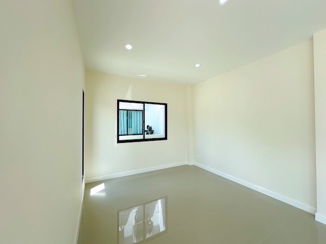 ประกาศฟรี! ซื้อ-ขาย-เช่า คอนโด บ้าน ทาวน์โฮม ที่ดิน และพื้นที่เชิงพาณิชย์ทั่วประเทศไทย ทุกทำเล ทุกงบประมาณ ไม่มีค่าใช้จ่าย ลงง่าย ขายไว เข้าถึงผู้ซื้อโดยตรง 4 291826pic3.jpg