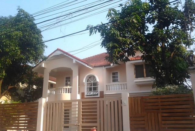 ประกาศฟรี! ซื้อ-ขาย-เช่า คอนโด บ้าน ทาวน์โฮม ที่ดิน และพื้นที่เชิงพาณิชย์ทั่วประเทศไทย ทุกทำเล ทุกงบประมาณ ไม่มีค่าใช้จ่าย ลงง่าย ขายไว เข้าถึงผู้ซื้อโดยตรง 2 304598pic1.jpg