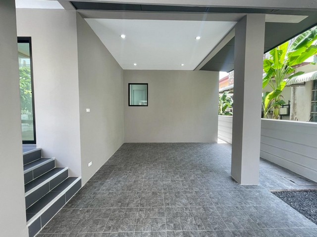 ประกาศฟรี! ซื้อ-ขาย-เช่า คอนโด บ้าน ทาวน์โฮม ที่ดิน และพื้นที่เชิงพาณิชย์ทั่วประเทศไทย ทุกทำเล ทุกงบประมาณ ไม่มีค่าใช้จ่าย ลงง่าย ขายไว เข้าถึงผู้ซื้อโดยตรง 3 231253pic2.jpg