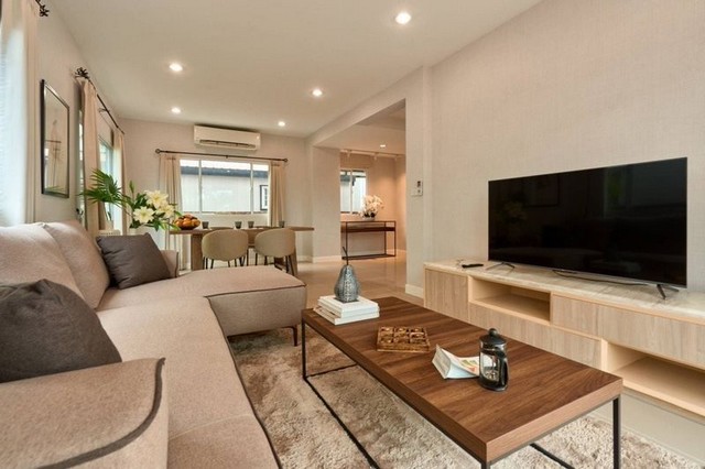 ประกาศฟรี! ซื้อ-ขาย-เช่า คอนโด บ้าน ทาวน์โฮม ที่ดิน และพื้นที่เชิงพาณิชย์ทั่วประเทศไทย ทุกทำเล ทุกงบประมาณ ไม่มีค่าใช้จ่าย ลงง่าย ขายไว เข้าถึงผู้ซื้อโดยตรง 5 231302pic4.jpg