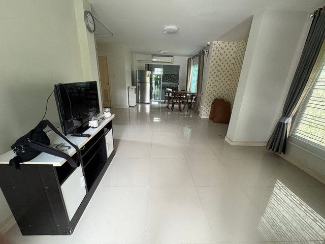 ประกาศฟรี! ซื้อ-ขาย-เช่า คอนโด บ้าน ทาวน์โฮม ที่ดิน และพื้นที่เชิงพาณิชย์ทั่วประเทศไทย ทุกทำเล ทุกงบประมาณ ไม่มีค่าใช้จ่าย ลงง่าย ขายไว เข้าถึงผู้ซื้อโดยตรง 4 231299pic3.jpg