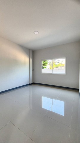 ประกาศฟรี! ซื้อ-ขาย-เช่า คอนโด บ้าน ทาวน์โฮม ที่ดิน และพื้นที่เชิงพาณิชย์ทั่วประเทศไทย ทุกทำเล ทุกงบประมาณ ไม่มีค่าใช้จ่าย ลงง่าย ขายไว เข้าถึงผู้ซื้อโดยตรง 5 231295pic4.jpg