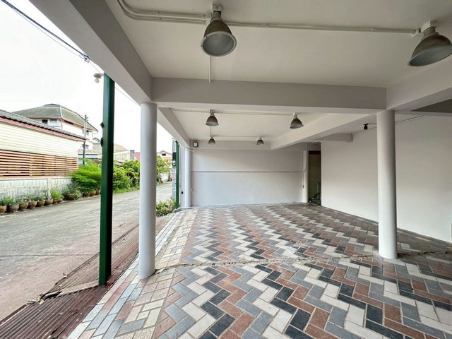 ประกาศฟรี! ซื้อ-ขาย-เช่า คอนโด บ้าน ทาวน์โฮม ที่ดิน และพื้นที่เชิงพาณิชย์ทั่วประเทศไทย ทุกทำเล ทุกงบประมาณ ไม่มีค่าใช้จ่าย ลงง่าย ขายไว เข้าถึงผู้ซื้อโดยตรง 4 503831pic3.jpg