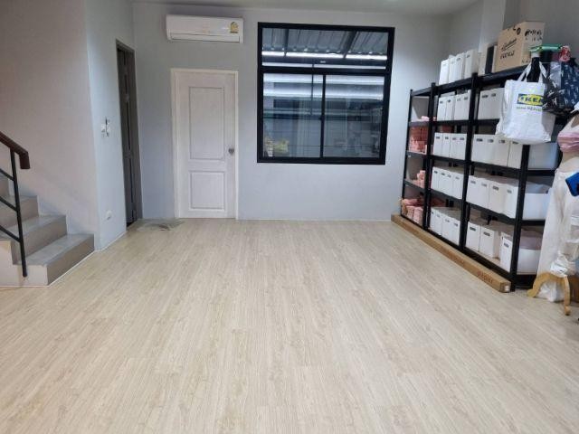 ประกาศฟรี! ซื้อ-ขาย-เช่า คอนโด บ้าน ทาวน์โฮม ที่ดิน และพื้นที่เชิงพาณิชย์ทั่วประเทศไทย ทุกทำเล ทุกงบประมาณ ไม่มีค่าใช้จ่าย ลงง่าย ขายไว เข้าถึงผู้ซื้อโดยตรง 3 503866pic2.jpg