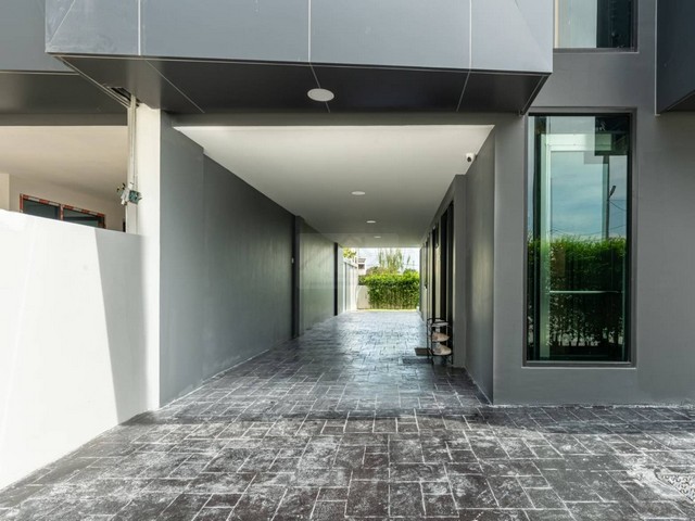 ประกาศฟรี! ซื้อ-ขาย-เช่า คอนโด บ้าน ทาวน์โฮม ที่ดิน และพื้นที่เชิงพาณิชย์ทั่วประเทศไทย ทุกทำเล ทุกงบประมาณ ไม่มีค่าใช้จ่าย ลงง่าย ขายไว เข้าถึงผู้ซื้อโดยตรง 3 503864pic2.jpg