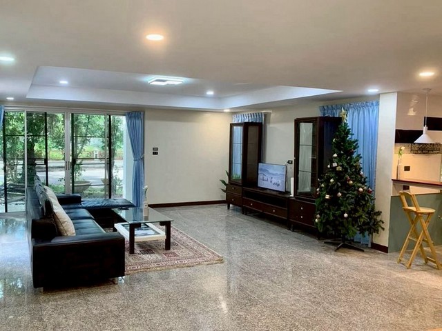 ประกาศฟรี! ซื้อ-ขาย-เช่า คอนโด บ้าน ทาวน์โฮม ที่ดิน และพื้นที่เชิงพาณิชย์ทั่วประเทศไทย ทุกทำเล ทุกงบประมาณ ไม่มีค่าใช้จ่าย ลงง่าย ขายไว เข้าถึงผู้ซื้อโดยตรง 3 231361pic2.jpg