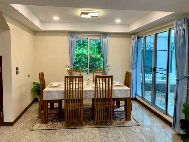 ประกาศฟรี! ซื้อ-ขาย-เช่า คอนโด บ้าน ทาวน์โฮม ที่ดิน และพื้นที่เชิงพาณิชย์ทั่วประเทศไทย ทุกทำเล ทุกงบประมาณ ไม่มีค่าใช้จ่าย ลงง่าย ขายไว เข้าถึงผู้ซื้อโดยตรง 4 231361pic3.jpg