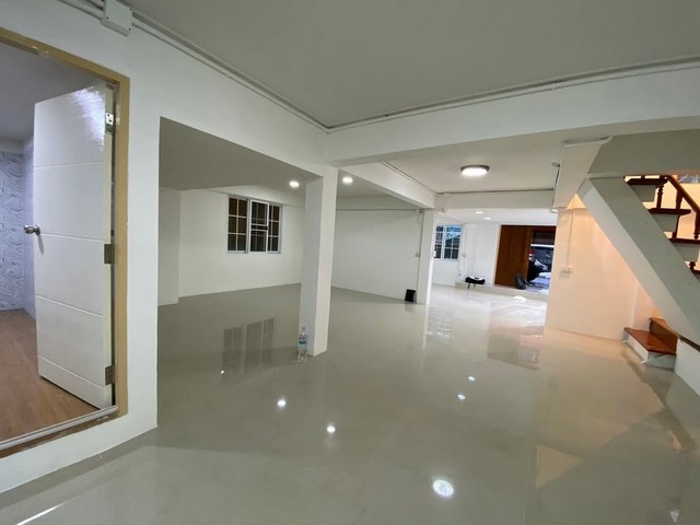 ประกาศฟรี! ซื้อ-ขาย-เช่า คอนโด บ้าน ทาวน์โฮม ที่ดิน และพื้นที่เชิงพาณิชย์ทั่วประเทศไทย ทุกทำเล ทุกงบประมาณ ไม่มีค่าใช้จ่าย ลงง่าย ขายไว เข้าถึงผู้ซื้อโดยตรง 3 503899pic2.jpg