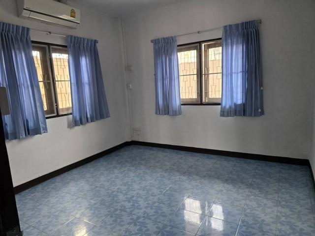 ประกาศฟรี! ซื้อ-ขาย-เช่า คอนโด บ้าน ทาวน์โฮม ที่ดิน และพื้นที่เชิงพาณิชย์ทั่วประเทศไทย ทุกทำเล ทุกงบประมาณ ไม่มีค่าใช้จ่าย ลงง่าย ขายไว เข้าถึงผู้ซื้อโดยตรง 4 503520pic3.jpg